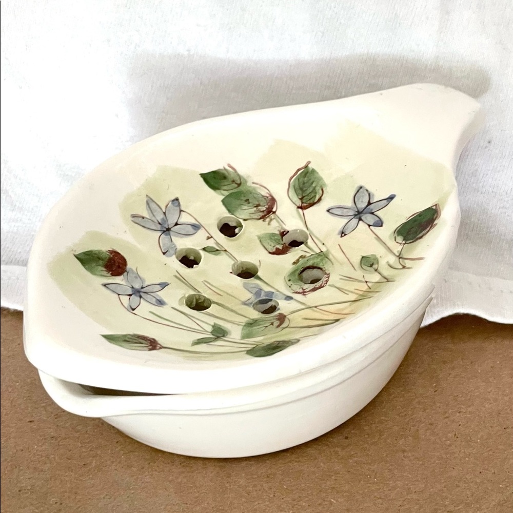 Vintage Japan Tea Bag Strainer Hand-Painted 2pcs Creamy White w/Tiny Flowers
